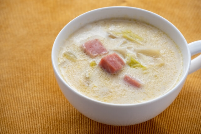 レンジで作れる「豆乳スープ」レシピ8選【簡単で美味しい！】